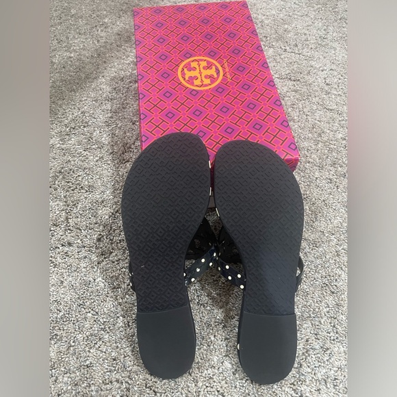 Tory Burch Miller patent Navy polka dot size 9.5 - Picture 9 of 10